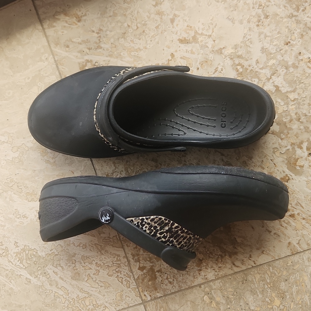 Crocs clogs